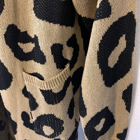 BTFBM New Long Open Front Knit Leopard Cardigan - Picture 4 of 10